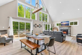 Lux Winter Getaway with Hot Tub, Sauna, EV charger
